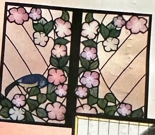 Vitrail floral aux roses